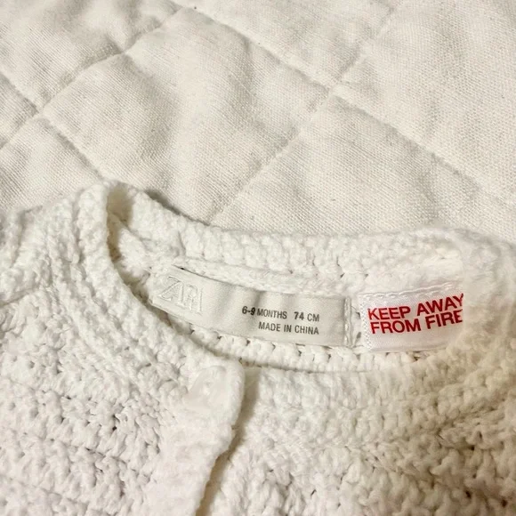ZARA BABY 6-9 M White Knit Cardigan with Cherry Accents - Picture 2 of 2